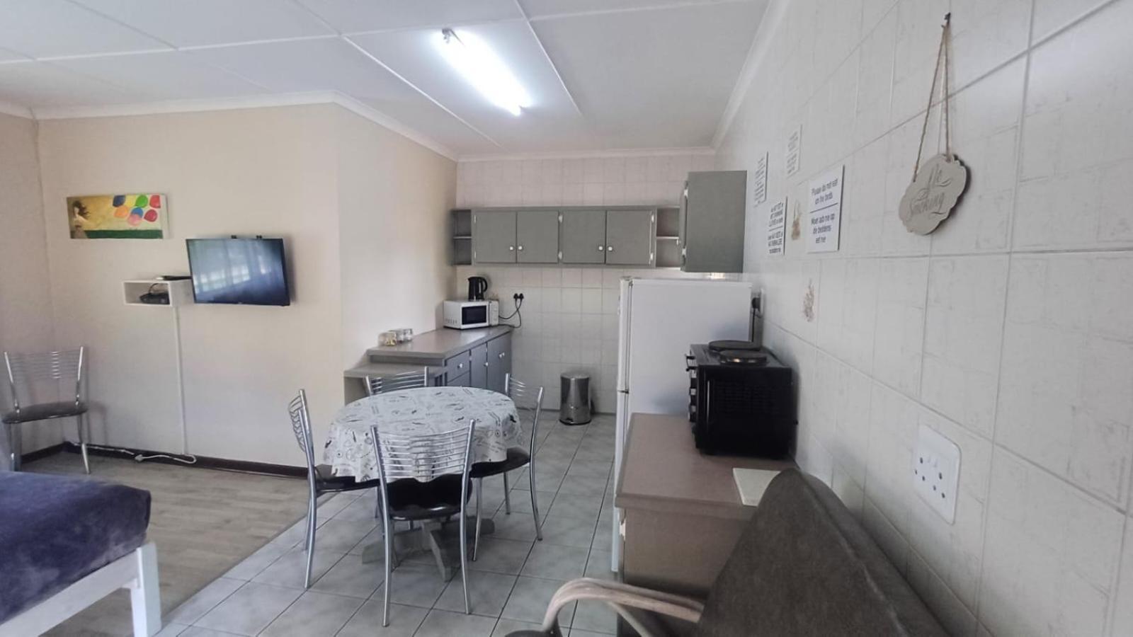 Ceelee'S Place Bloemfontein Extérieur photo